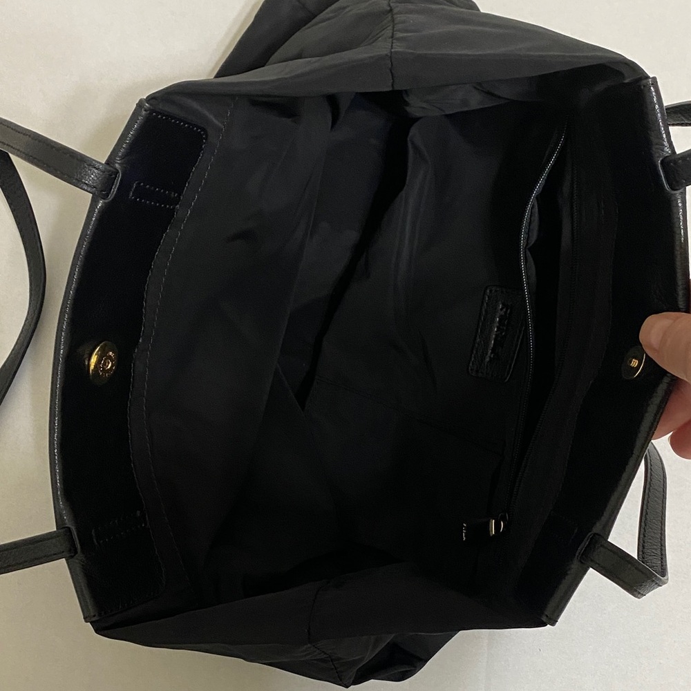 Furla Elegant Black Tote Bag - Picture 6 of 16